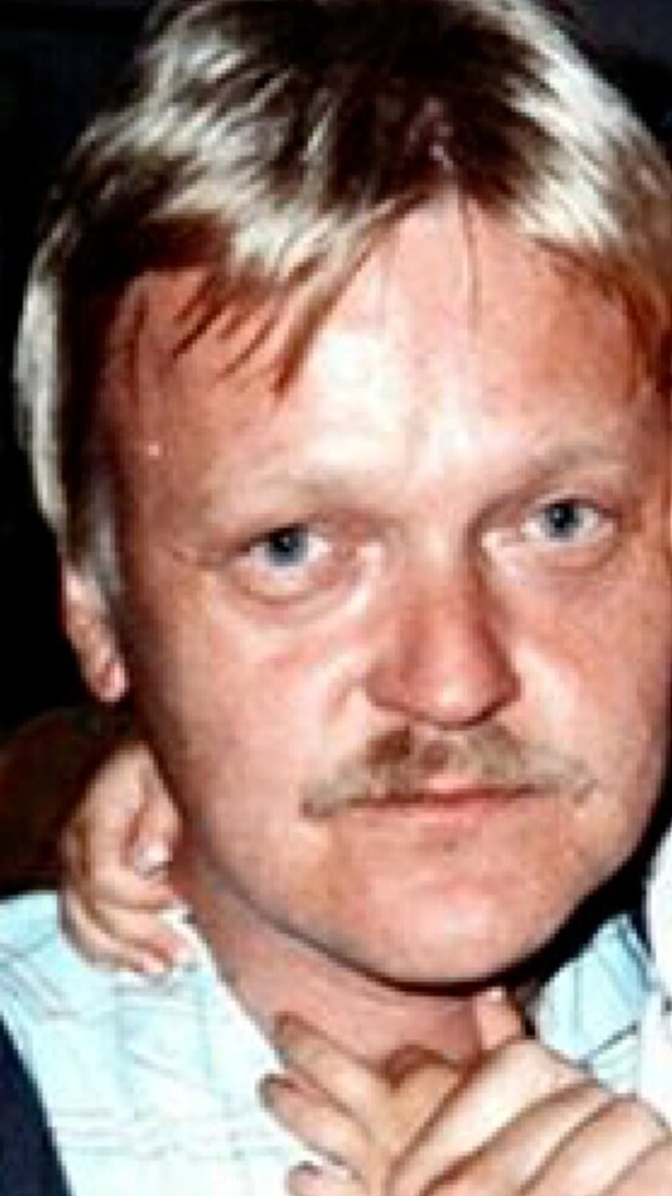 Picture of Karsten Posing for a photoshoot